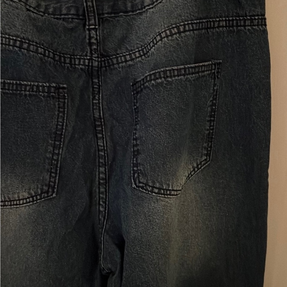 Jeans - Picture 4 of 8
